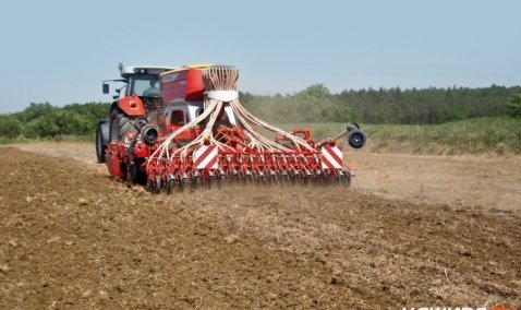 825 млн рублей получили сельскохозяйственные организации округа в 2016 году