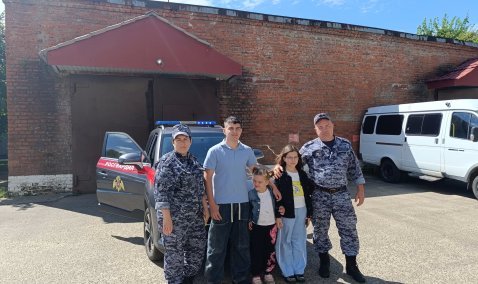 Две службы, одна семья: как живут и воспитывают детей супруги росгвардейцы