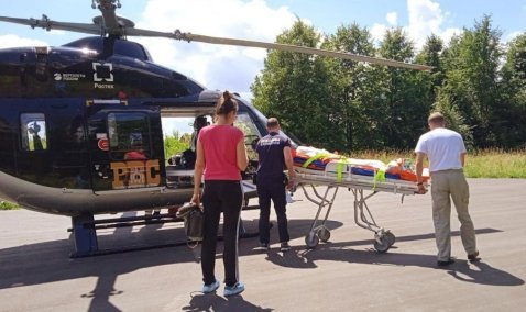 В Кашире 5-летнего мальчика после падения на улице пришлось транспортировать вертолетом санавиации