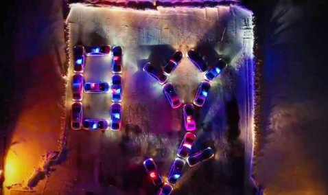 Сотрудники Каширской Госавтоинспекции оригинально поздравили женщин с 8 марта