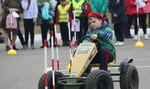 Порядка сотни юных инспекторов собрались на слете отрядов ЮИД