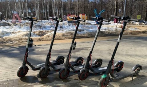 Первый в Кашире прокат электросамокатов открылся в городском парке