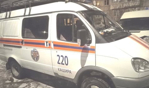 Спасатели в Кашире эвакуировали из квартиры пенсионера с сердечным приступом