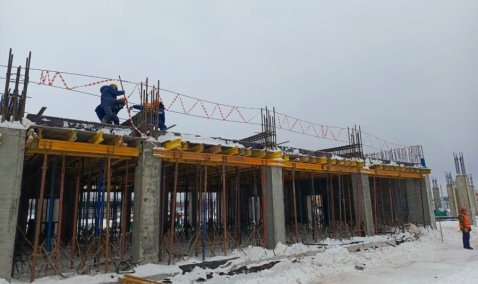 На строительстве нового здания полиции в Кашире рабочие перешли к обустройству второго этажа