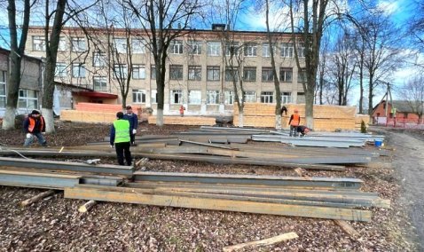 Ремонт школы №9 обещают завершить в августе этого года