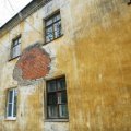 Более 100 человек расселили из аварийного жилья в Кашире с начала года – Минстрой