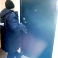 Пенсионерку в Ожерелье после двух суток «заточения» вызволили из запертой квартиры спасатели