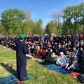 Мусульманская община Каширы провела праздничную молитву возле дворца спорта «Юбилейный»