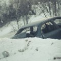 ДТП на Каширском проспекте: автомобиль Kia оказался в кювете после столкновения с ВАЗом