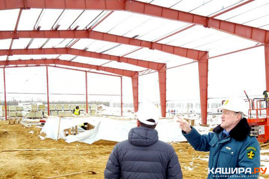 Главгосстройнадзор проверил ход строительства тепличного комплекса в Новоселках