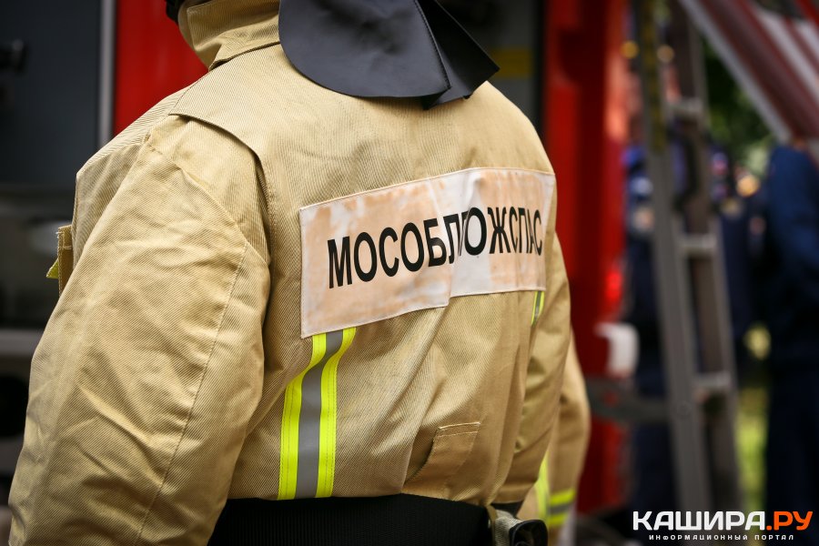 Частный дом горел в деревне Макарово