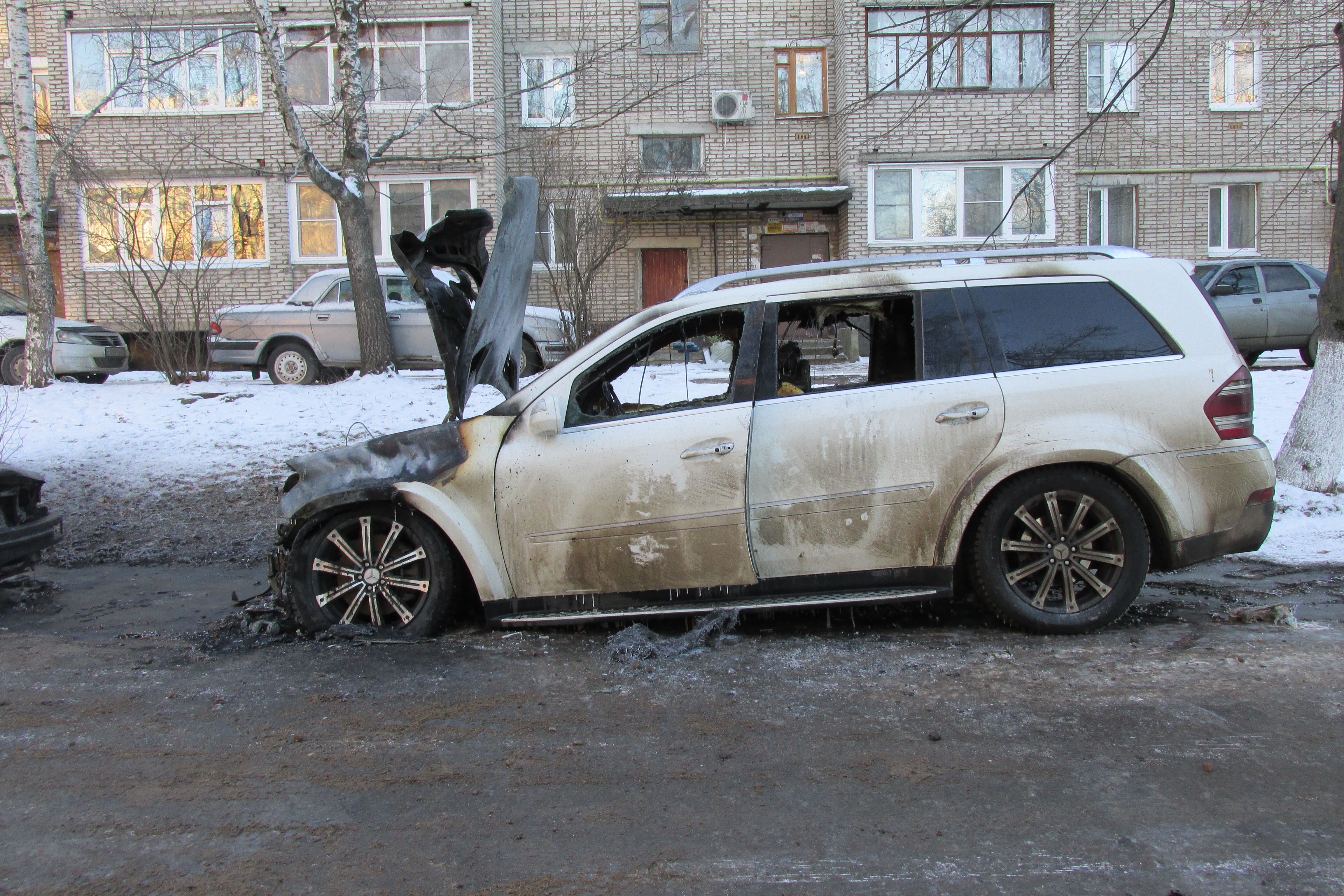 Поджоги продолжаются: три автомобиля сгорели минувшей ночью на станции  Кашира » Информационный портал г. Кашира